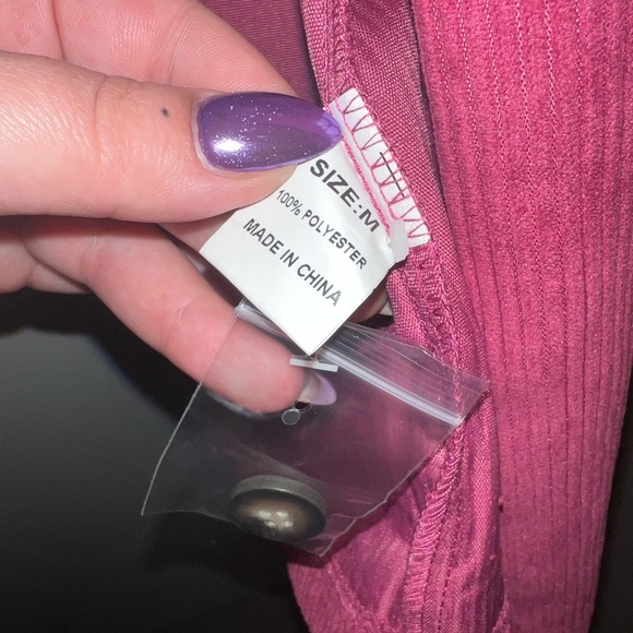 Fuchsia corduroy overshirt/shacket size m would also for small oversized. - Picture 5 of 5